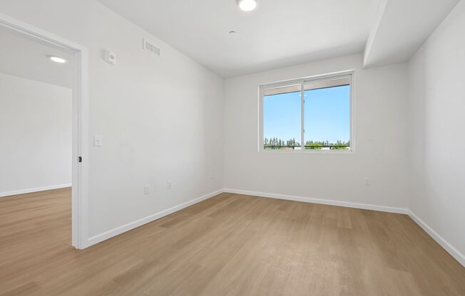 1 bed, 1 bath, 548 sqft, $1,950, Unit 203