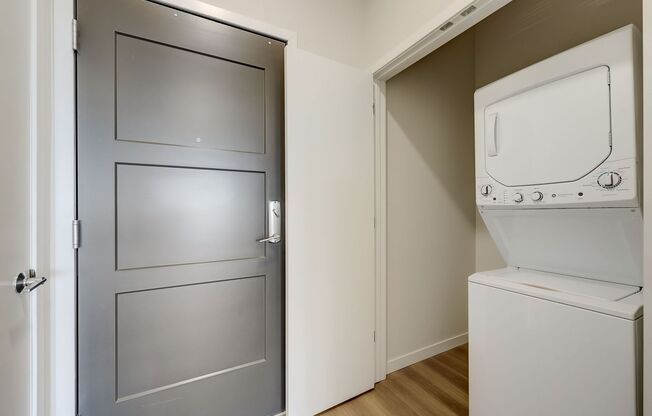 1 bed, 1 bath, 699 sqft, $1,555, Unit 109