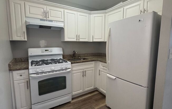 1 bed, 1 bath, 620 sqft, $1,407, Unit Call Today!