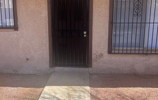 1 bed, 1 bath, $1,100, Unit # 3