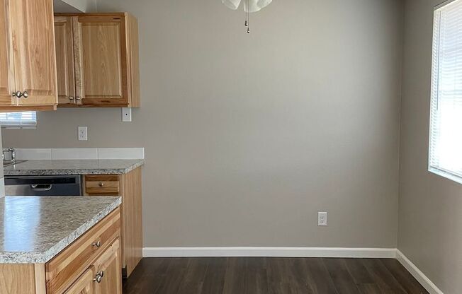 2 beds, 1 bath, 945 sqft, $1,500, Unit 029