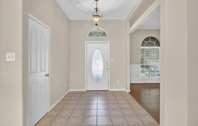 3102 Sonoma - 3/bedroom 2/bathroom - $2,095/month