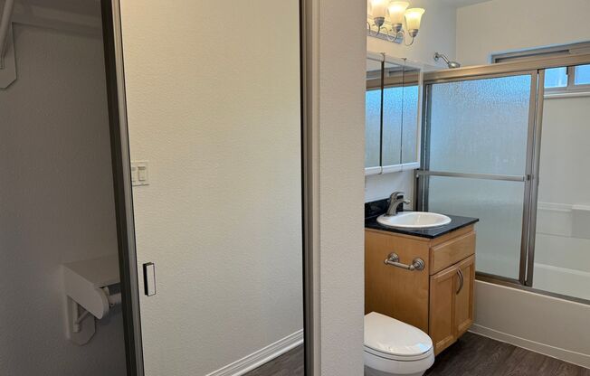 Studio, 1 bath, 386 sqft, $1,880, Unit 0161