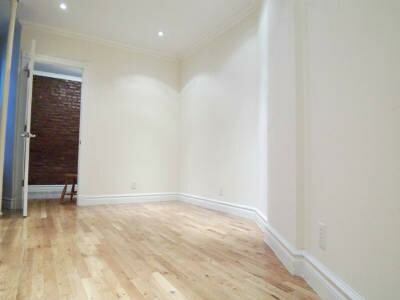 2 beds, 1 bath, $5,295, Unit 3E