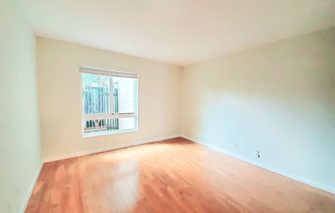 1 bed, 1 bath, $2,700