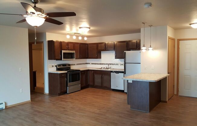 4312-4326 N Lightning Dr
