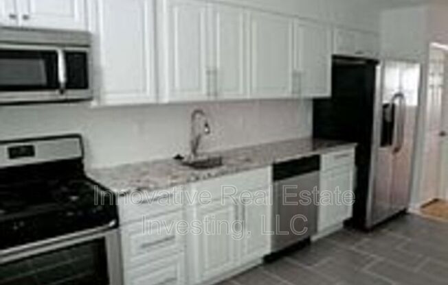 1326 S 22 ST