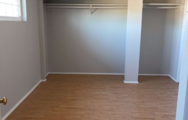 3 beds, 1 bath, $1,495