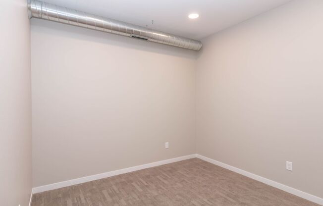 3 beds, 2 baths, 1,268 sqft, $2,265, Unit 518