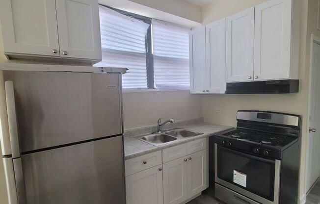 1434 W. Flournoy