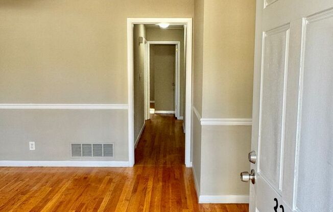 Charming 3-Bedroom Home with Cozy Living Spaces!