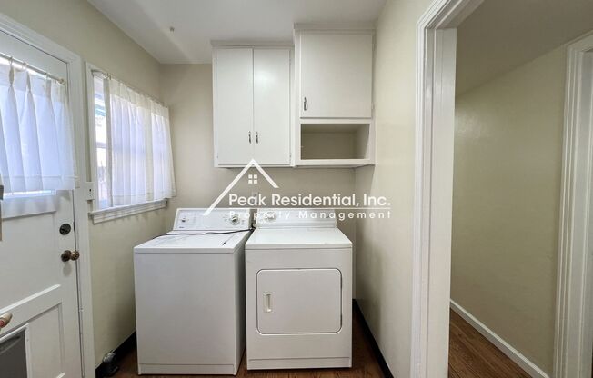 2 beds, 1 bath, $2,195