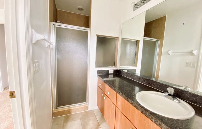 3 beds, 2.5 baths, $1,700