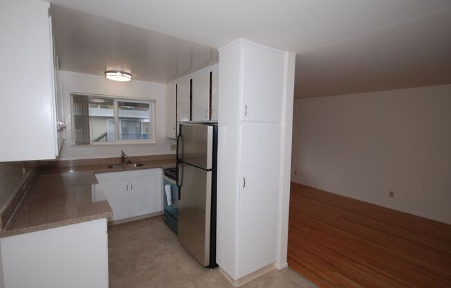 1 bed, 1 bath, $2,495, Unit 07