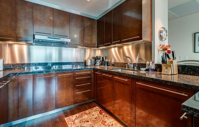 2 beds, 2 baths, $3,000, Unit Unit 3909