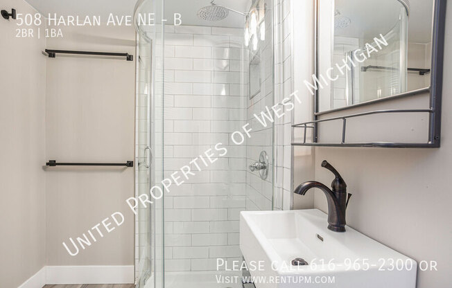 508 HARLAN AVE NE
