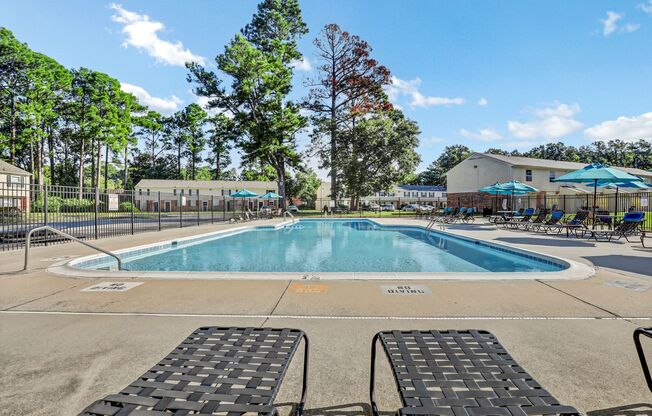 3 beds, 2 baths, 990 sqft, $1,200, Unit 06D