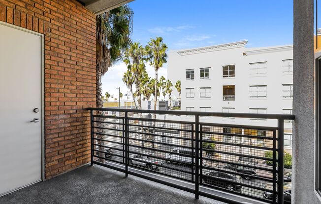 3 beds, 2 baths, $3,800, Unit UNIT # 201