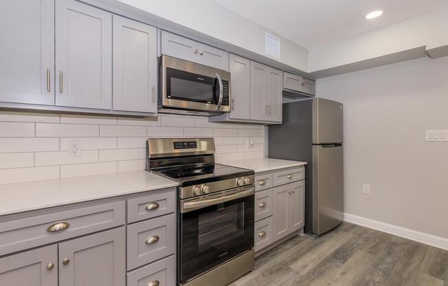 2 beds, 2 baths, 1,091 sqft, $1,810