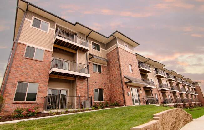 Flats-style apartment building at North Pointe Villas luxury apartments in north Lincoln 68521