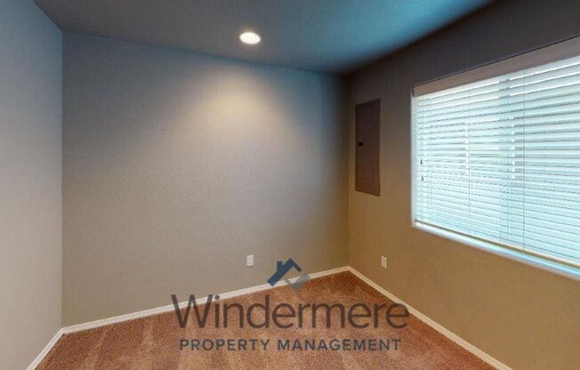 2 beds, 1 bath, 880 sqft, $1,495, Unit chin297-1