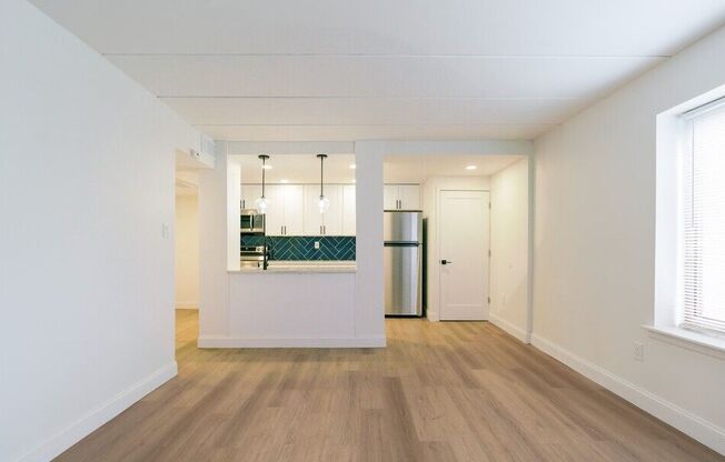 Living Area-Renovated (1BD, 1BA 500SF)