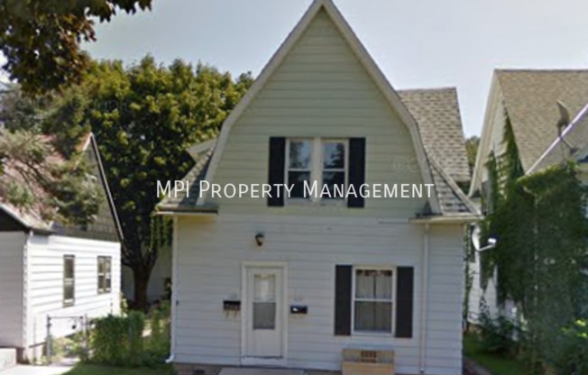 226 S 61 ST