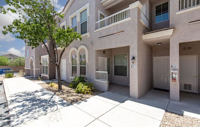 Ground floor one bedroom in luxury gated SW community