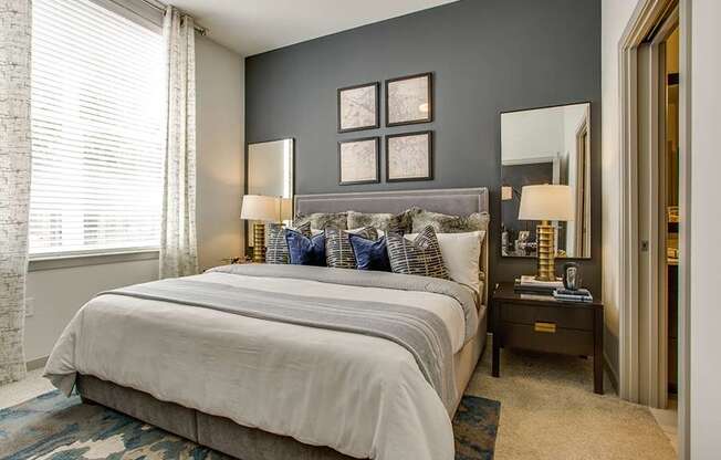 Stella Apartments for Rent in State Thomas Dallas - Bedroom