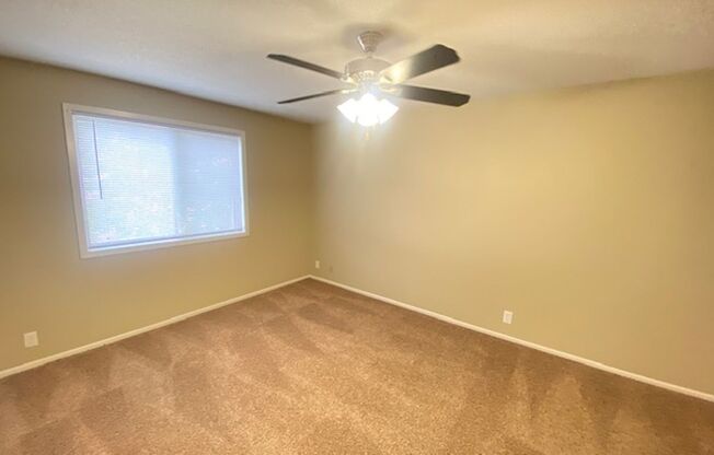 2 beds, 2 baths, 1,005 sqft, $1,075, Unit 1523-11