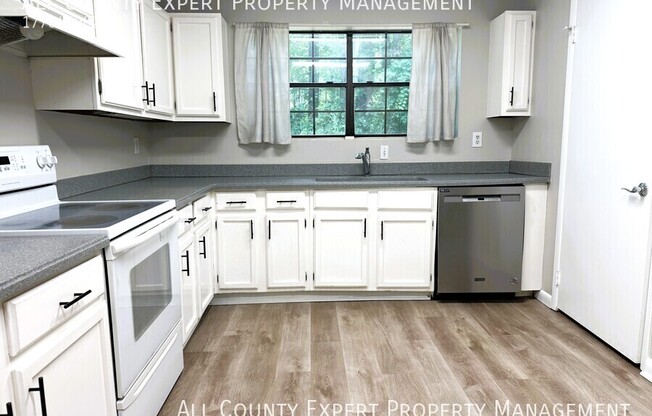 3758 SIDNEY LANIER BLVD
