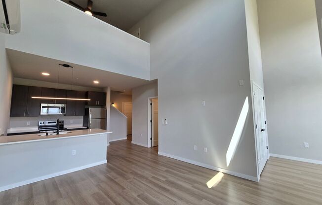 1 bed, 1 bath, 756 sqft, $1,820, Unit 8421-421