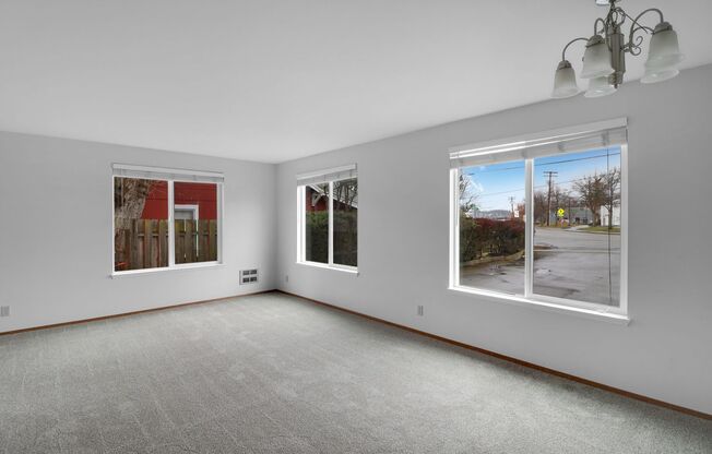 Multi-Family - 910 Se Ireland St