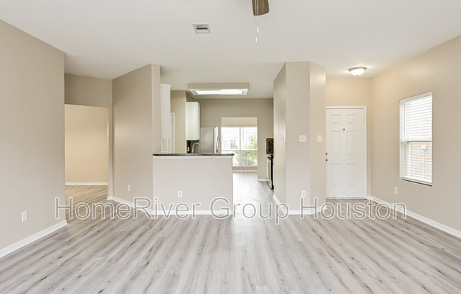 1843 MACONDRAY DR