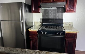 14746 Delano St Apt 1