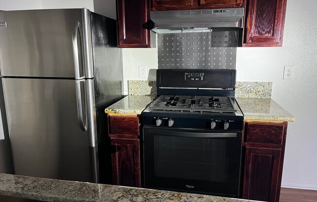 14746 Delano St Apt 1