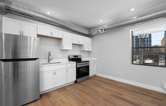Brand New Luxury Apartments in Edgewater – Steps from Loyola & the Lake!