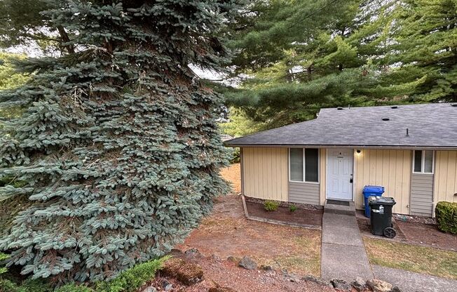 Cute 2 Bedroom 1 Bath in a 4-PLEX