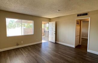 2 beds, 1 bath, 800 sqft, $1,650