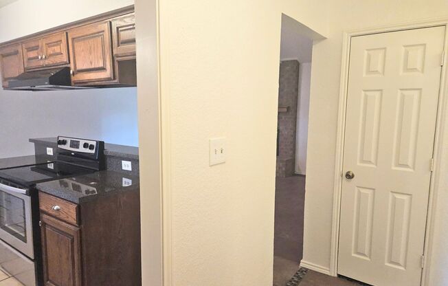 Single story home in Mansfield ISD on Cul De Sac