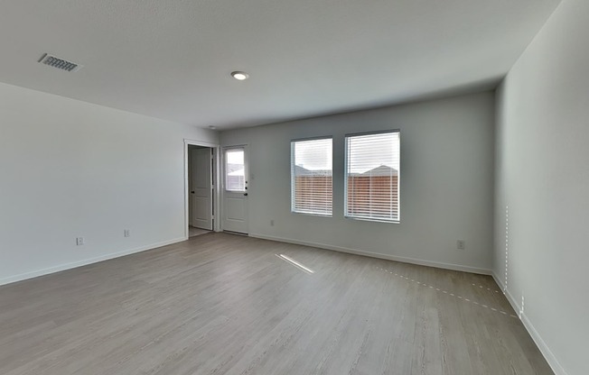 1813 EQUINE RETREAT WAY