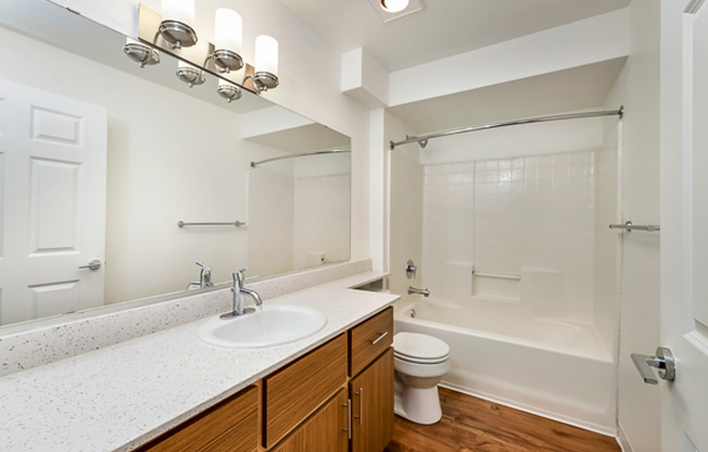 1 bed, 1 bath, 680 sqft, $1,945, Unit 410