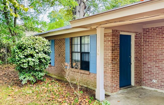 Cozy 2-Bedroom Triplex in Prattville !