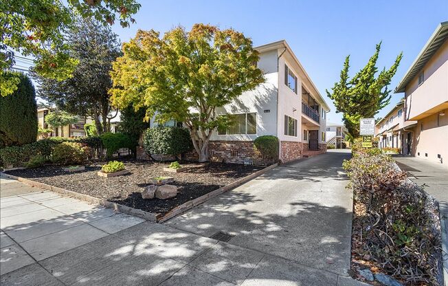 1337 Pearl St #H - 2 bedroom | 1 bathroom