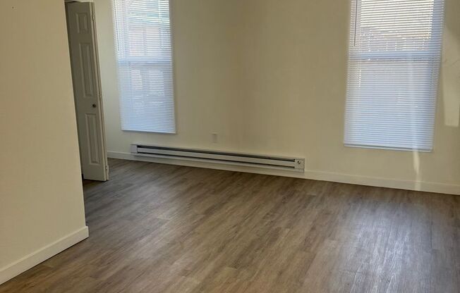 2422 W Vermijo Ave