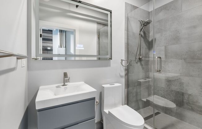 Studio, 1 bath, 280 sqft, $1,575, Unit 114