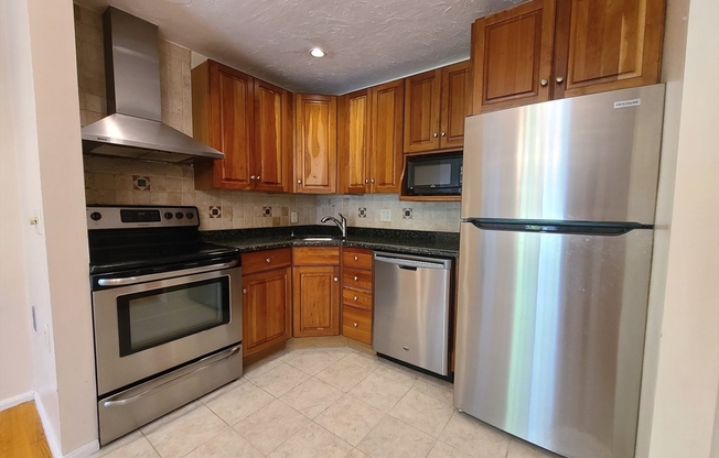 152 QUINCY SHR DR