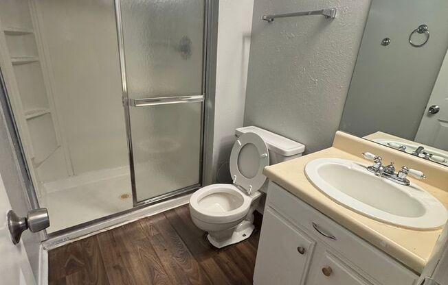 3 beds, 2 baths, $1,745, Unit # 7