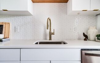 Division 29 Holdings LLC