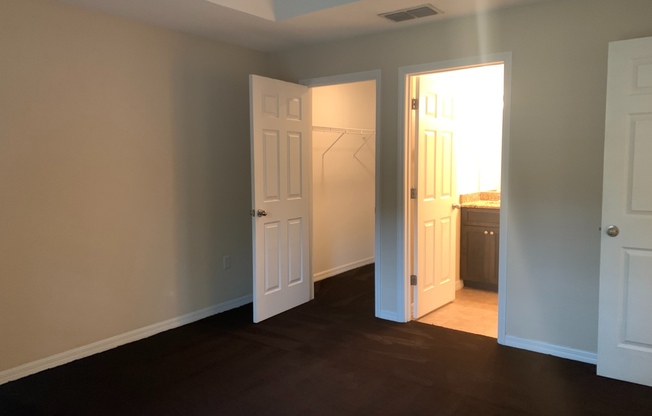 3 beds, 2 baths, $1,895